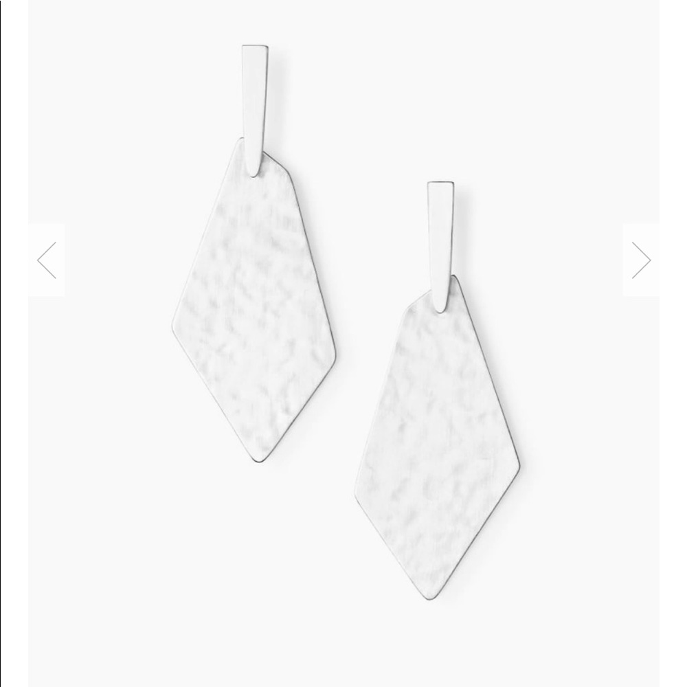 KENDRA SCOTT - Hammered Silver Gia Earring